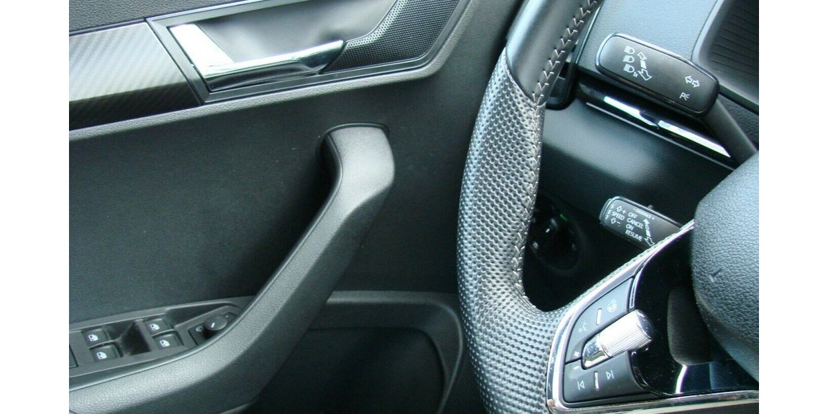 Skoda Karoq 1.5TSI Sportline ACC Kamera LED 45.047 km 27.980 &euro; Falkensee 14612