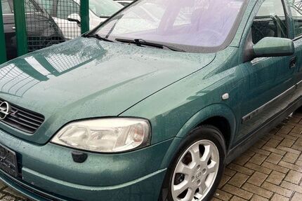 Opel Astra 225.000 km 1.990 € Berlin Weißensee-Pankow 13086