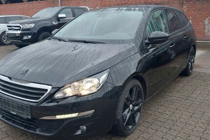 Peugeot 308 183.900 km 7.999 € Berlin 12355