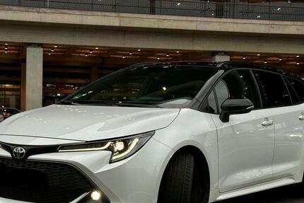 Toyota Corolla Verso 40.500 km 18.700 &euro; Berlin 13187