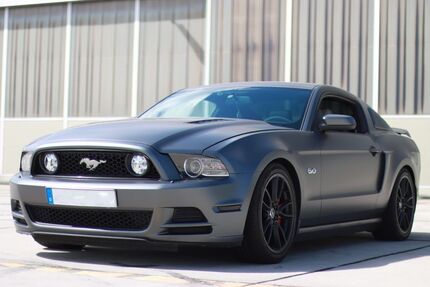 Ford Mustang 95.000 km 25.900 &euro; Berlin 12627
