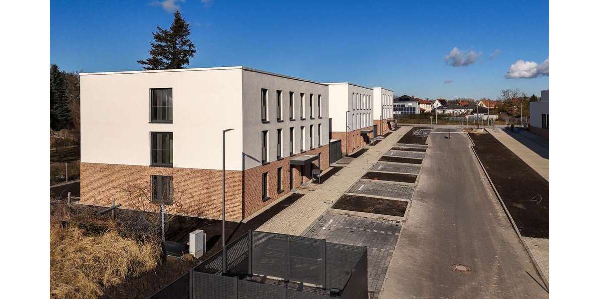 Etagenwohnung Werder (Havel) - 4 Zimmer, 93 m&sup2;, 1.302&euro; | Angebot:26378153