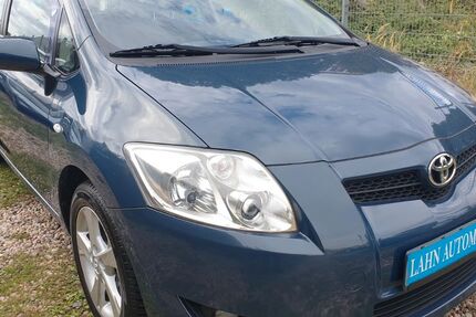 Toyota Auris 85.247 km 4.799 &euro; Berlin 12055