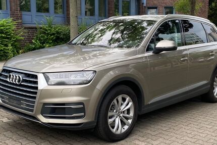 Audi Q7 320.000 km 17.199 &euro; Berlin 10623