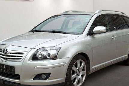 Toyota Avensis 167.235 km 3.499 &euro; Berlin 12681