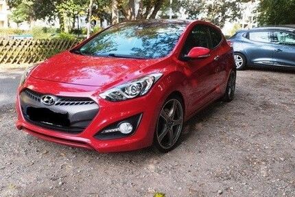 Hyundai i30 93.000 km 6.999 € Berlin 12207