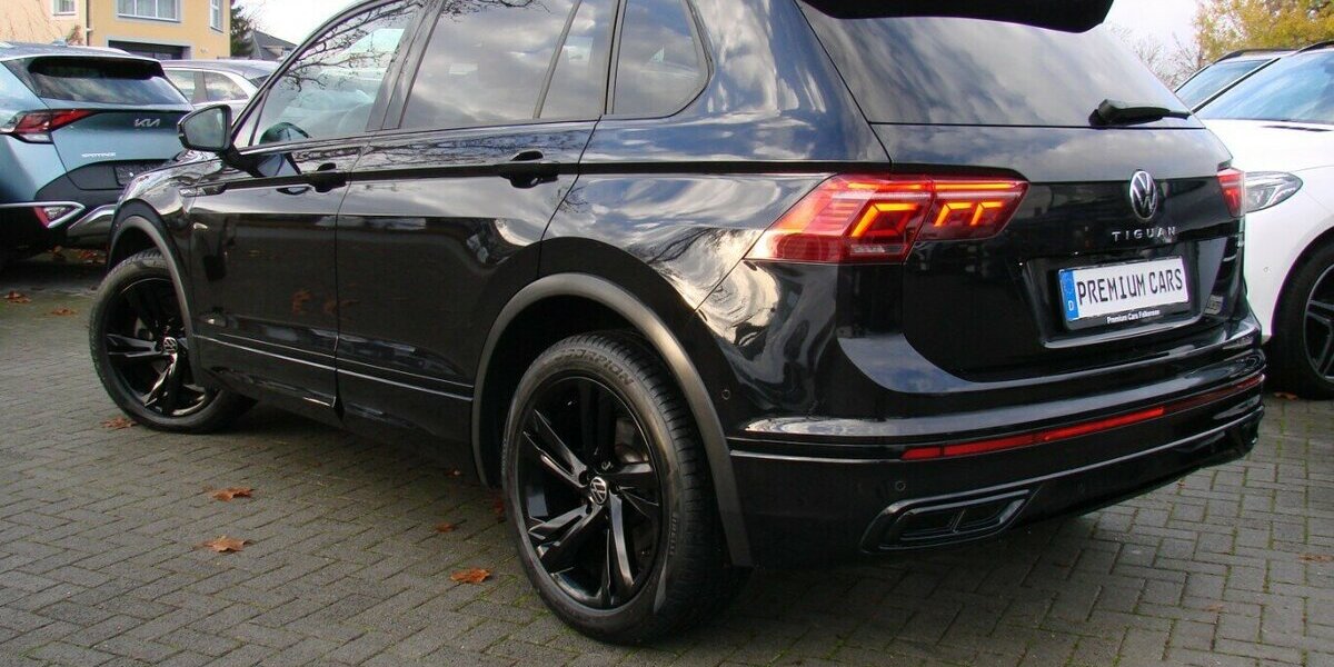 VW Tiguan 2.0TDi R-Line 4M BlackStyle ACC IQ LIGHT 41.763 km 34.980 &euro; Falkensee 14612