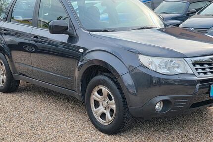 Subaru Forester 122.649 km 11.999 &euro; Berlin 13589