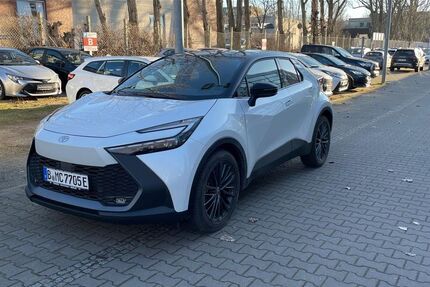 Toyota C-HR 4.000 km 39.590 &euro; Berlin 13403