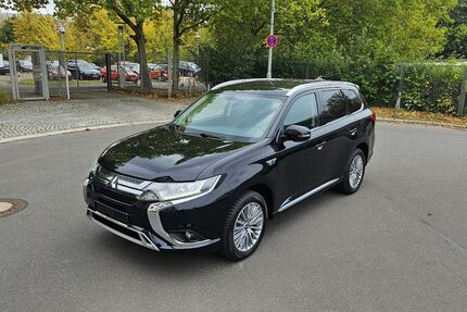 Mitsubishi Outlander 36.000 km 19.900 € Berlin 10709