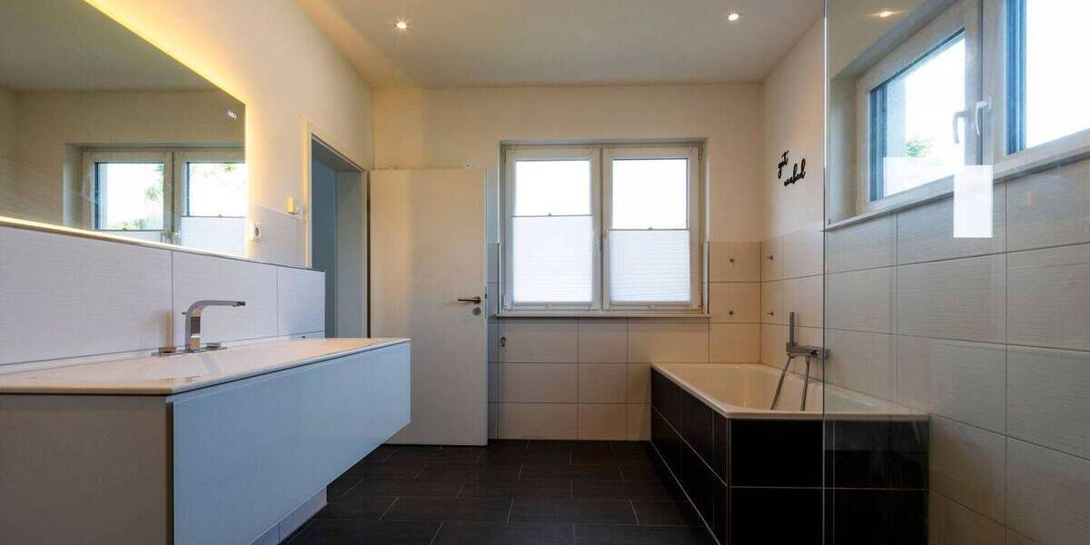 Einfamilienhaus Nuthetal Fahlhorst - 6 Zimmer, 140 m&sup2;, 649.000&euro; | Angebot:26290501