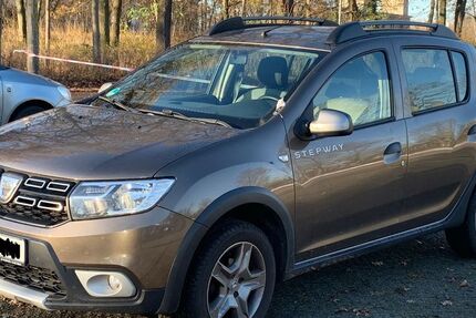 Dacia Sandero 85.000 km 7.777 &euro; Berlin 14050