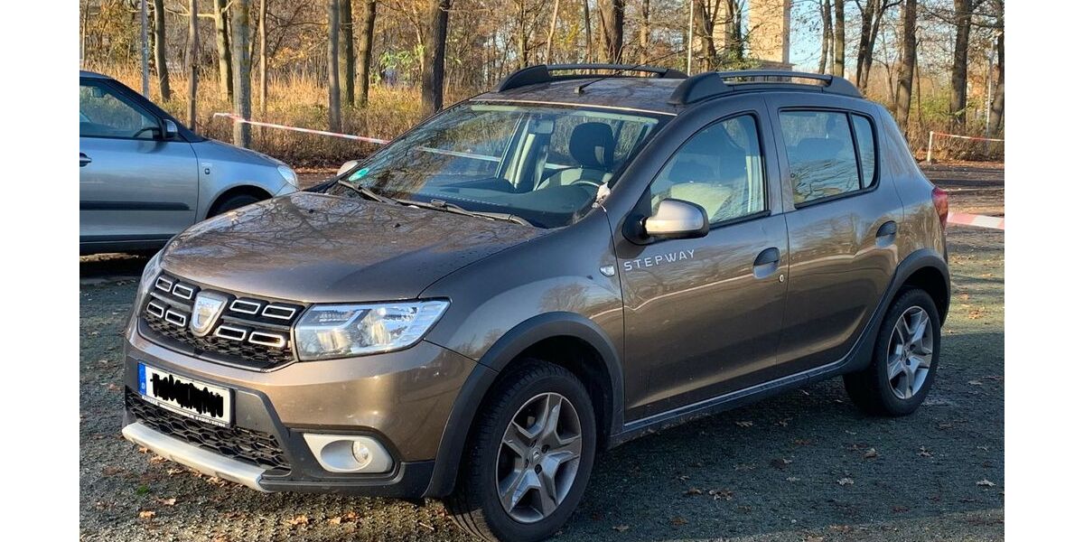 Dacia Sandero 85.000 km 7.777 &euro; Berlin 14050