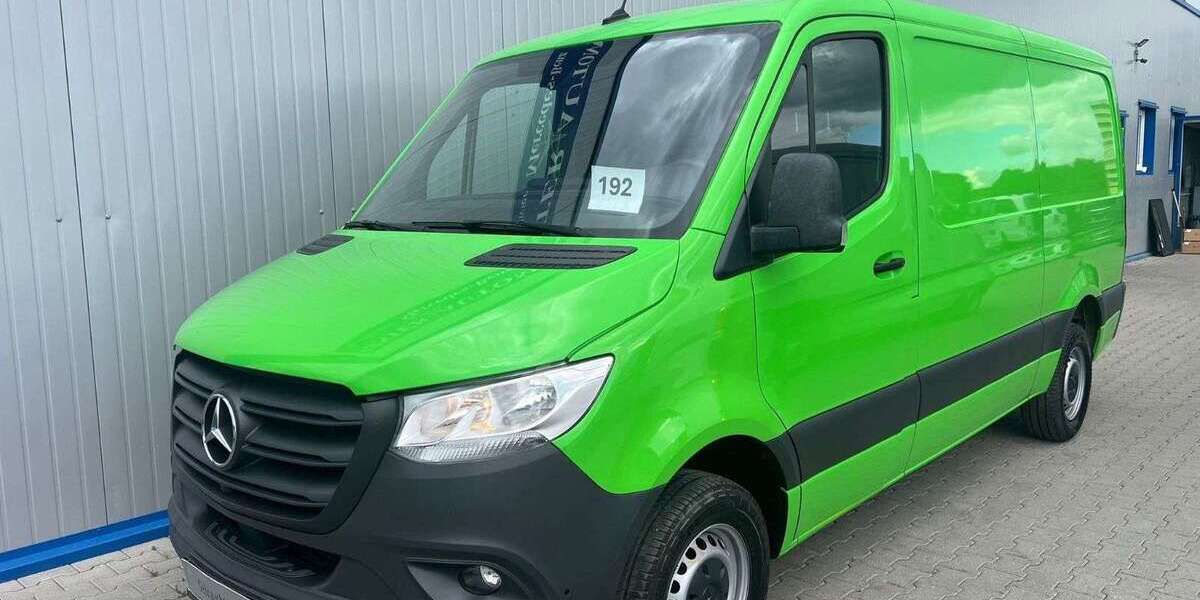 Mercedes-Benz Sprinter 155.200 km 21.399 &euro; Berlin 13055