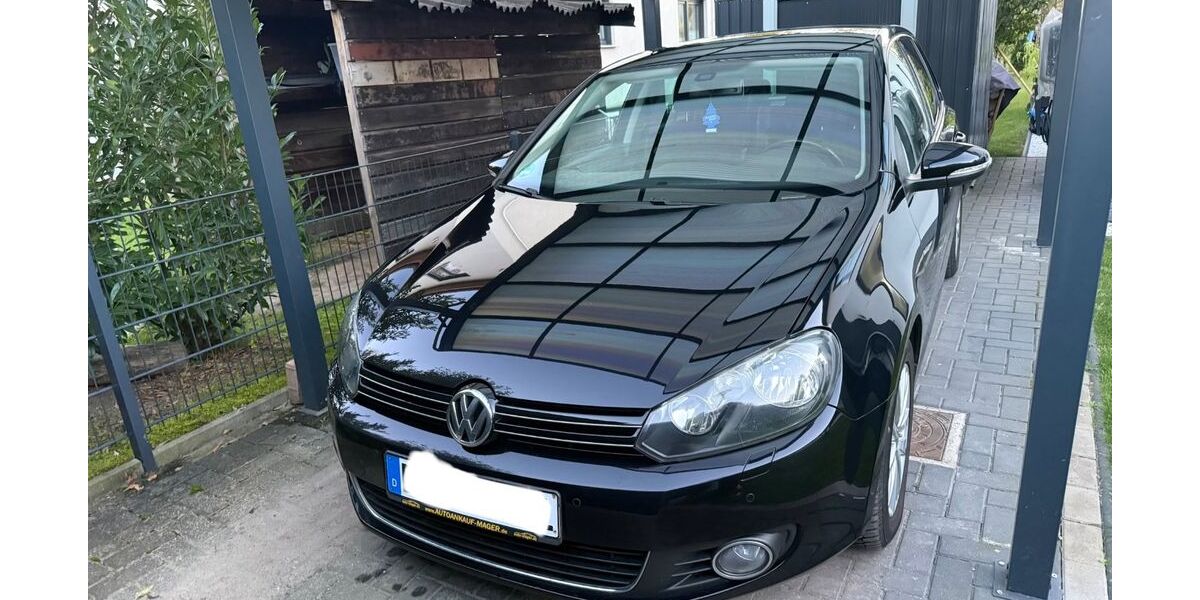 VW Golf 141.800 km 5.900 &euro; Berlin 13127