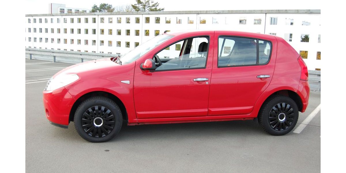 Dacia Sandero 70.900 km 2.699 &euro; Berlin 13435