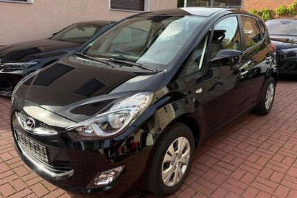 Hyundai ix20 52.303 km 9.300 &euro; Berlin 12355