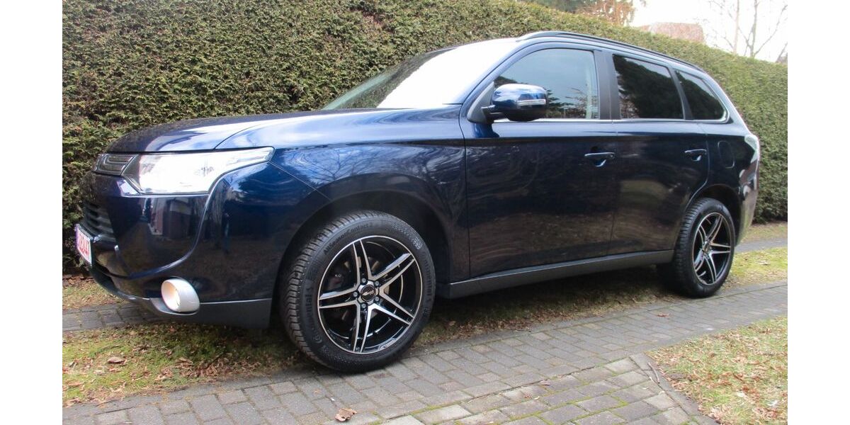 Mitsubishi Outlander 125.000 km 9.499 &euro; Berlin 13053
