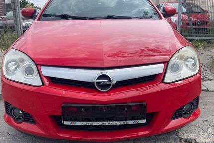 Opel Tigra 182.000 km 590 € Berlin 12099