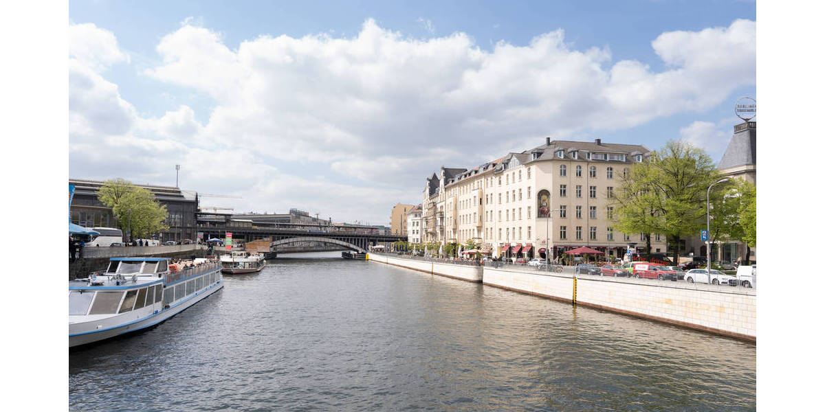 Etagenwohnung Berlin Mitte - 5 Zimmer, 213 m&sup2;, 4.000&euro; | Angebot:26456331