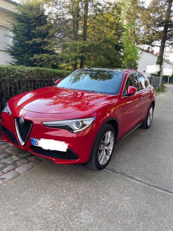 Alfa Romeo Stelvio 94.500 km 22.990 € Berlin 13507