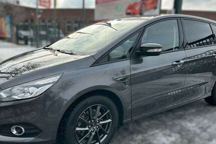 Ford S-Max 121.000 km 15.950 &euro; Berlin-Spandau 13585
