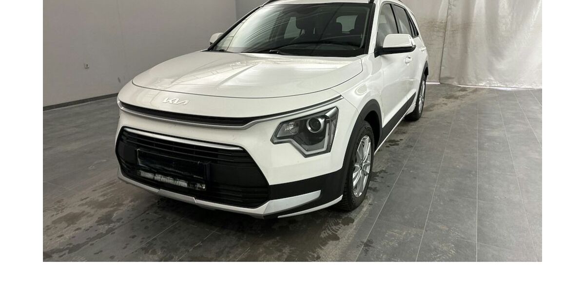 Kia Niro 38.133 km 24.900 &euro; Berlin 12359
