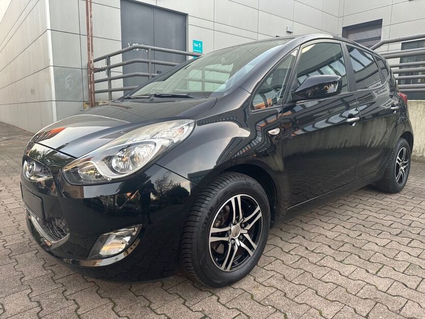 Hyundai ix20 42.620 km 8.980 € Berlin 13353