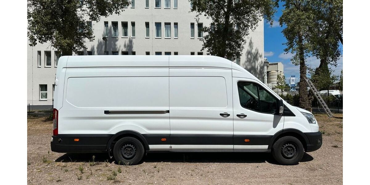 Ford Transit 192.000 km 12.495 &euro; Berlin 13597