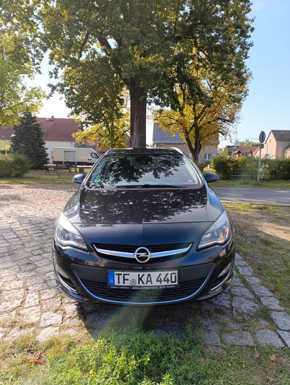 Opel Astra 228.608 km 5.100 € Trebbin 14959
