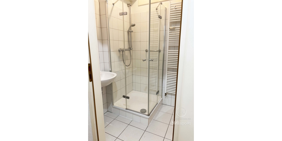 PRAKTISCHE HOCHPARTERRE-WOHNUNG MIT GROSSEM BALKON IM BEGEHRTEN BAYERISCHEN VIERTEL! - Erdgeschoßwohnung Berlin Schöneberg | Angebot:23242966