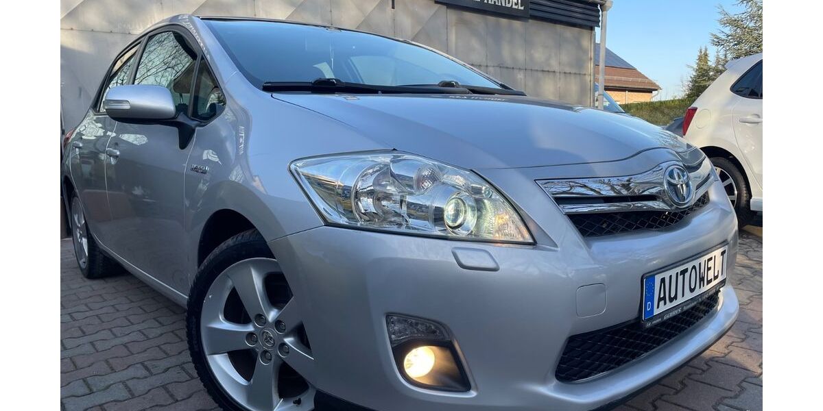 Toyota Auris 94.000 km 8.950 &euro; Berlin 12683