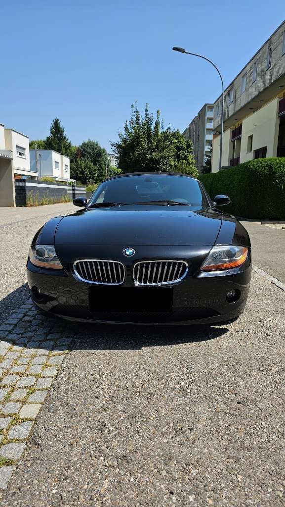 BMW Z4 120.625 km 12.200 € Berlin 10629