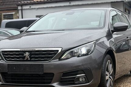 Peugeot 308 109.000 km 9.900 &euro; Berlin 12353