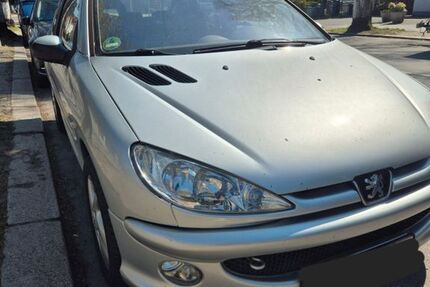 Peugeot 206 142.800 km 1.199 &euro; Berlin 10713