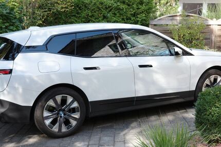 BMW iX 37.803 km 49.900 &euro; Kleinmachnow 14532