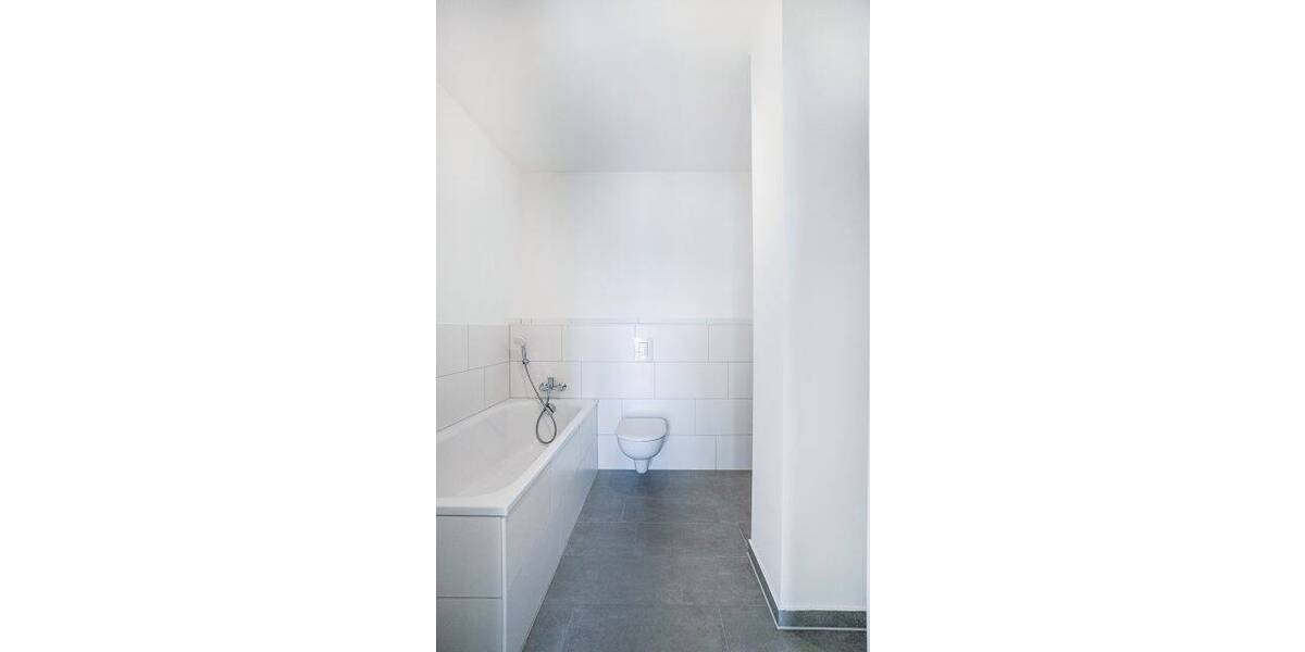 Etagenwohnung Berlin Siemensstadt - 4 Zimmer, 109 m&sup2;, 1.765&euro; | Angebot:26914346