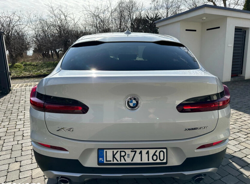 X4