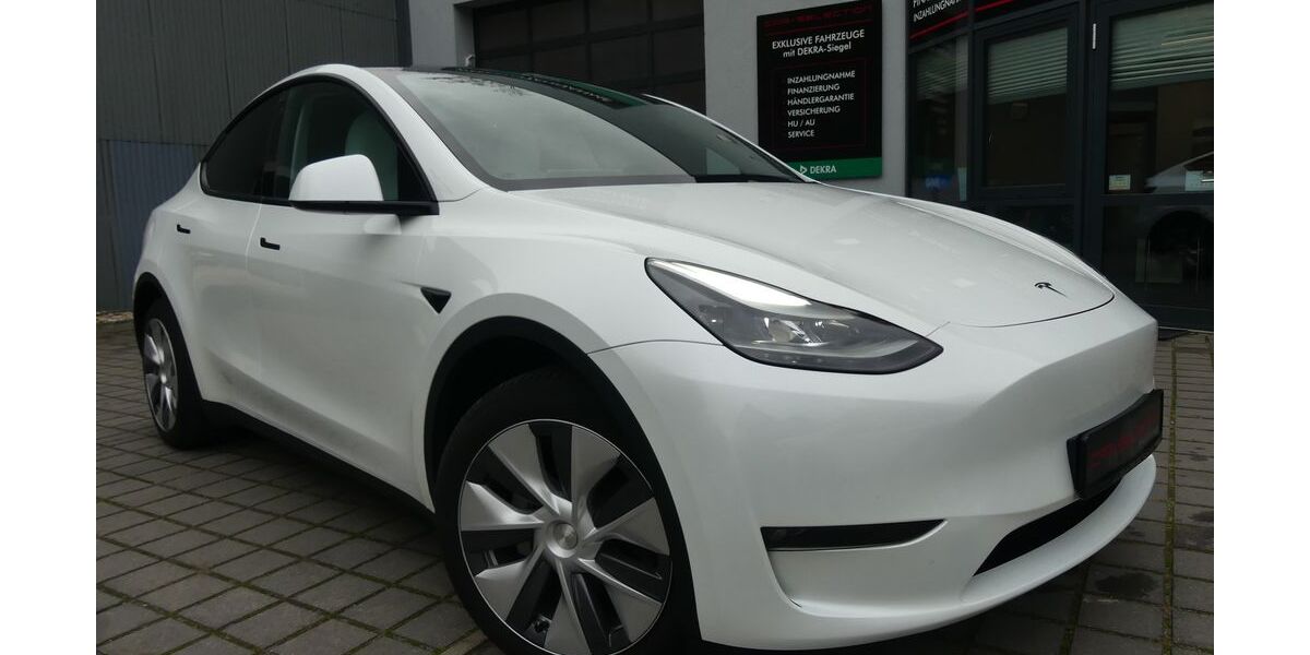 Tesla Model Y 19.856 km 39.800 € Berlin 13156