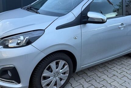 Peugeot 108 49.000 km 8.800 € Berlin 13581