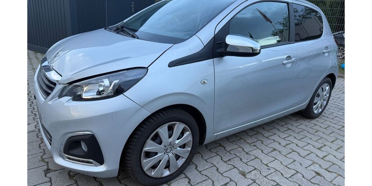 Peugeot 108 49.000 km 8.800 € Berlin 13581