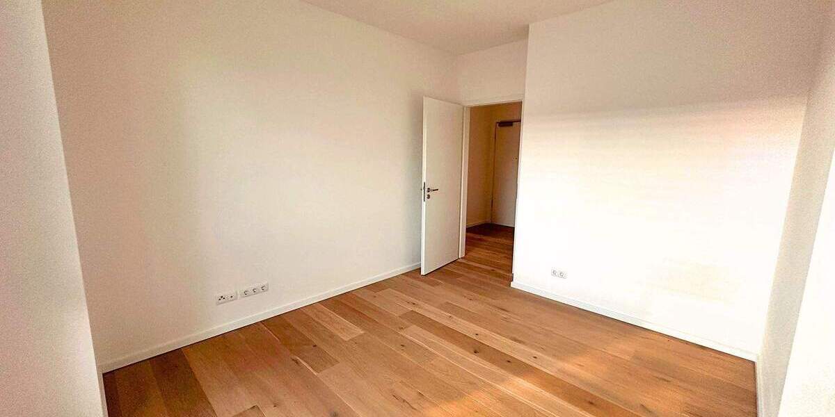 Erstbezug - Neubau! 3-Zimmer Wohnung im 1. OG mit Fahrstuhl 3 zimmer