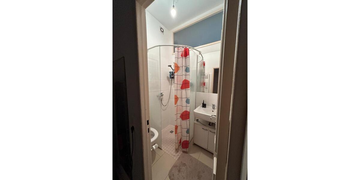 Etagenwohnung Berlin Friedrichshain-Kreuzberg - 1.5 Zimmer, 40 m&sup2;, 1.050&euro; | Angebot:27622744