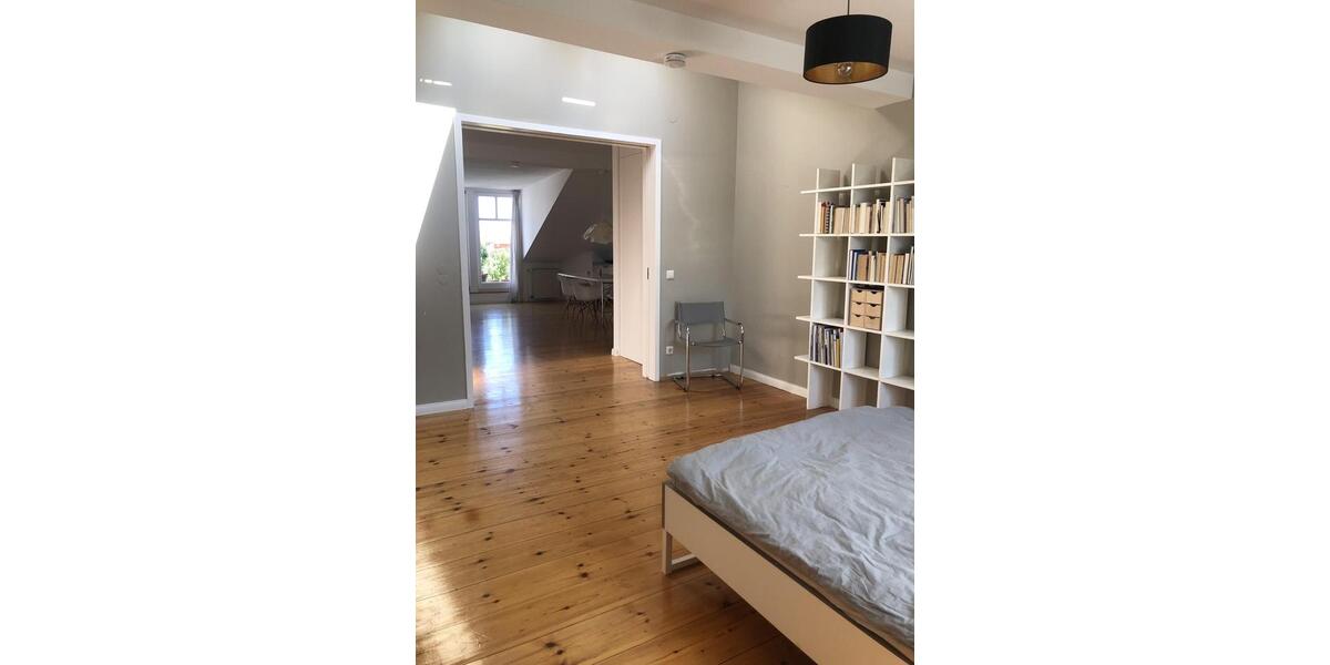 Dachgeschoßwohnung Berlin Neukölln - 2 Zimmer, 70 m&sup2;, 1.050&euro; | Angebot:26250553