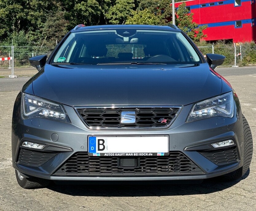 Seat Leon ST 52.000 km 15.500 € Berlin 10178