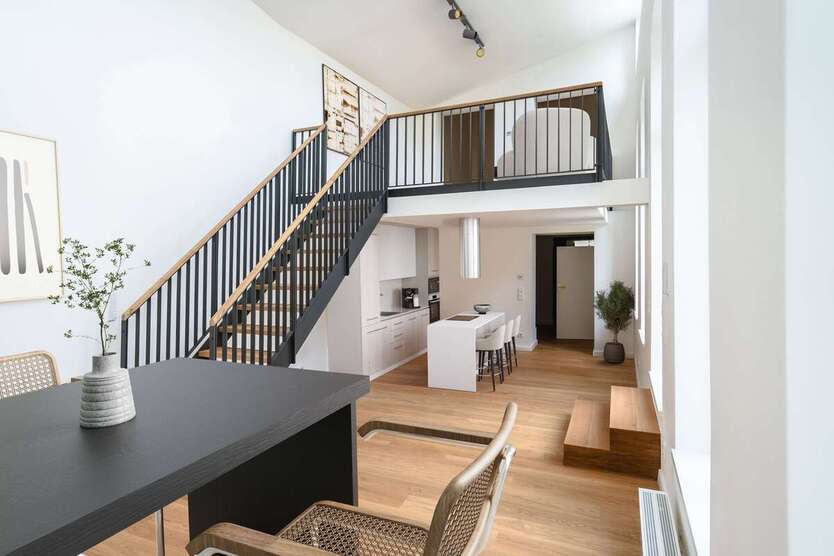 Wohnung zum Mieten in Berlin 3.340 € 167 m² 5 zimmer