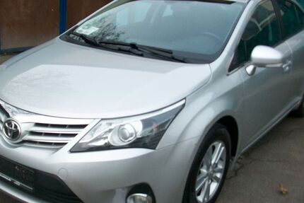 Toyota Avensis 43.500 km 9.900 &euro; Berlin 12347
