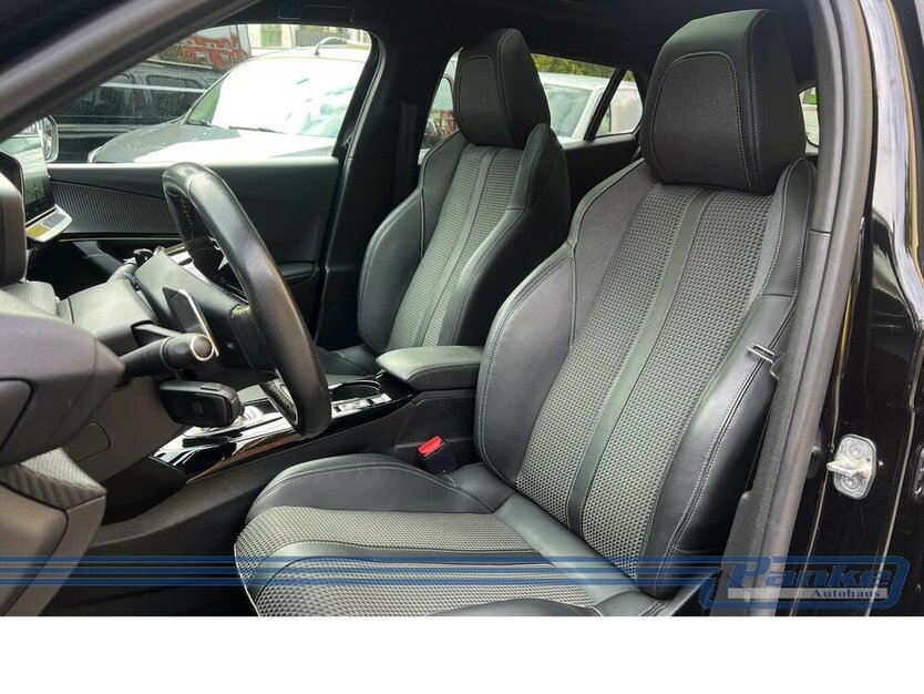 Peugeot 2008 GT 155 EAT8*Pano*LED*360°*TotWinkel*NAV* 36.726 km 20.990 € Berlin 13187