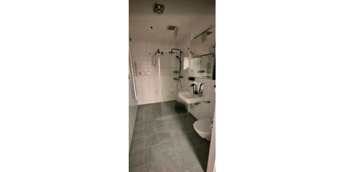 Dachgeschoßwohnung Berlin Tempelhof-Schöneberg - 3 Zimmer, 74 m&sup2;, 1.619&euro; | Angebot:26350610