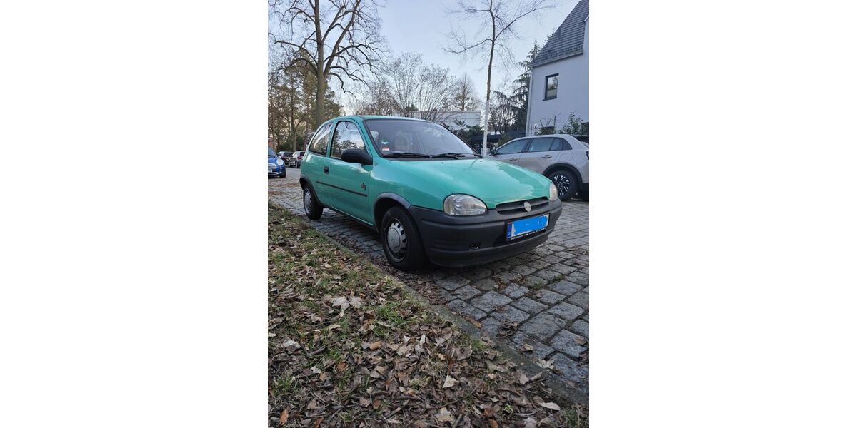 Opel Corsa 93.880 km 1.550 &euro; Berlin 12207
